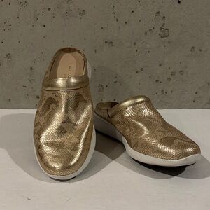 Milano Bags Soft Gold Snake Print Mules - Size 36 Euro
